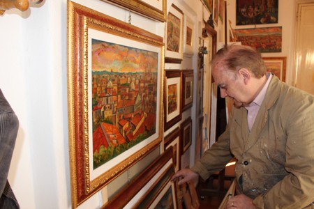 Vittorio Paradisi, in studio